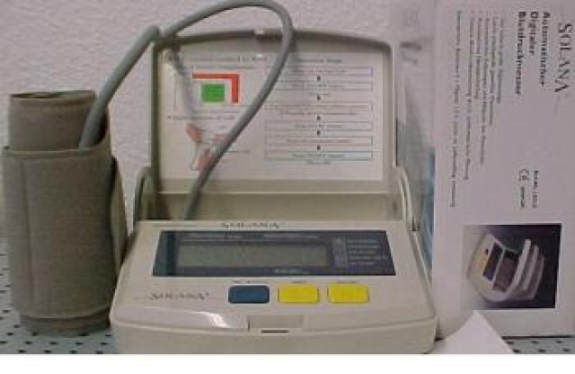 AUTOM. BLUTDRUCK PRÜFSTATION - Wellness Gesundheit - Porta Westfalica