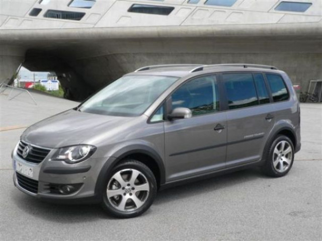 VW Touran CrossTSI DSG 125kw - Autos nach Marken - Velpke