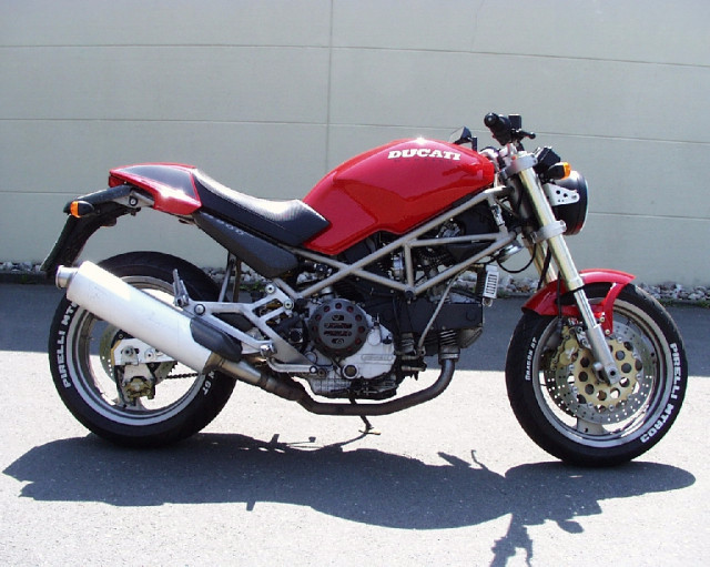 Ducati Monster 900 - Motorraeder und Teile nach Marken - Cadolzburg