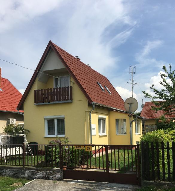 Urlaub in Balatonlelle / Zenit  Ungarn  - Ferienwohnung Haus - Balatonlelle