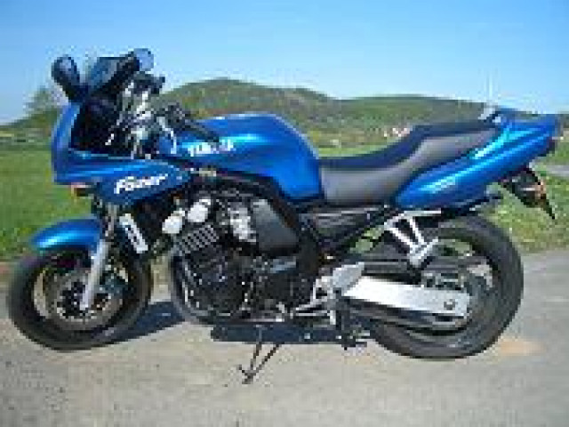 Yamaha FZS600 (Fazer) - Motorraeder und Teile nach Marken - Nüdlingen
