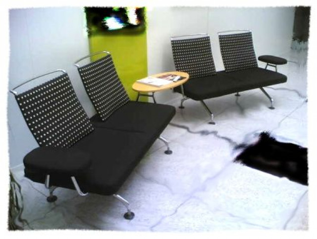 Hochwertiger 2-Sitzer-VITRA - Buero Geschaeft - Frankfurt