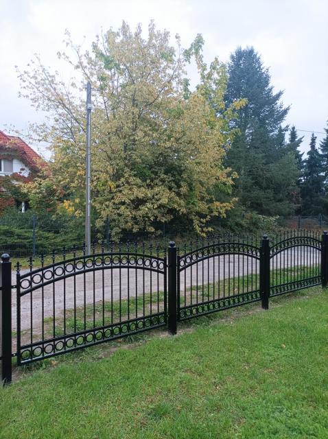 METALLZAUENE-TORE-PFORTEN AUS POLEN Modelle auch nach Kundenwunsch - Handwerk Hausbau Garten - Bad Muskau