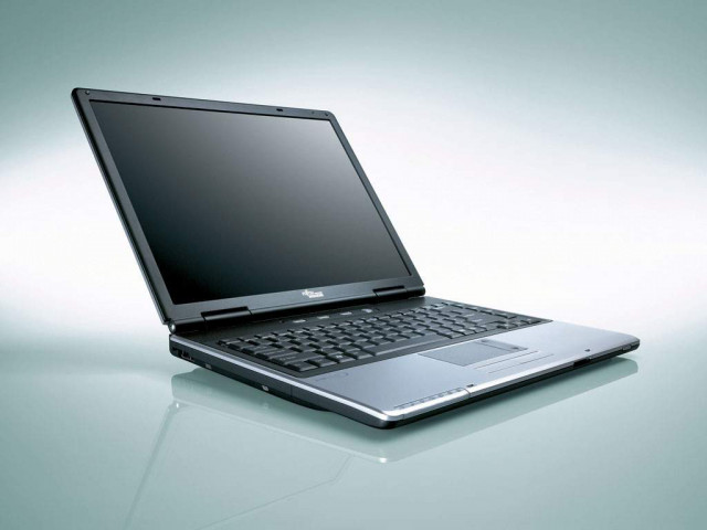 Fujitsu Siemens Amilo A7645 - Computer - Neuss