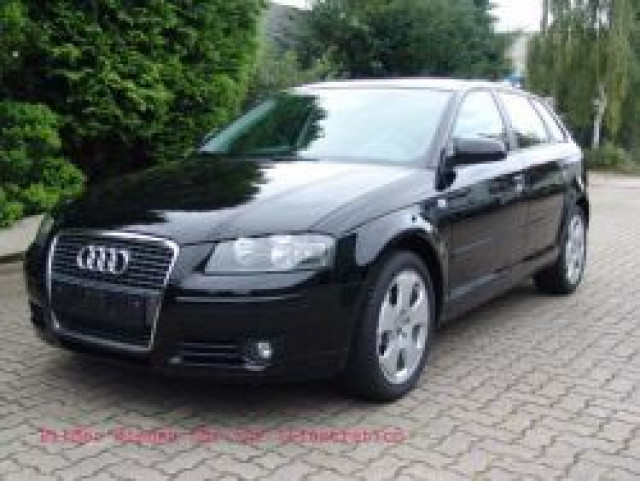 Werbefahrzeug bis 3 Jahre (36 - Autos nach Marken - Wallersdorf