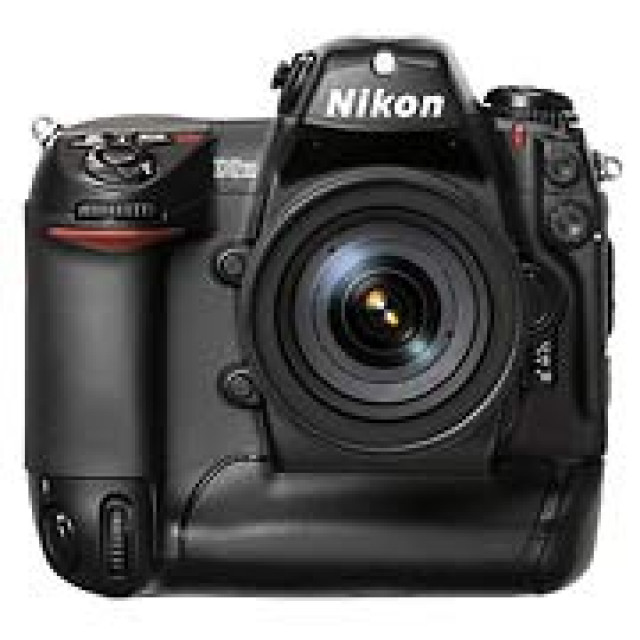 NIKON AUSVERKAUF GEGEN GEBOT - Foto Film Cam Optik - Guardamar del Segura