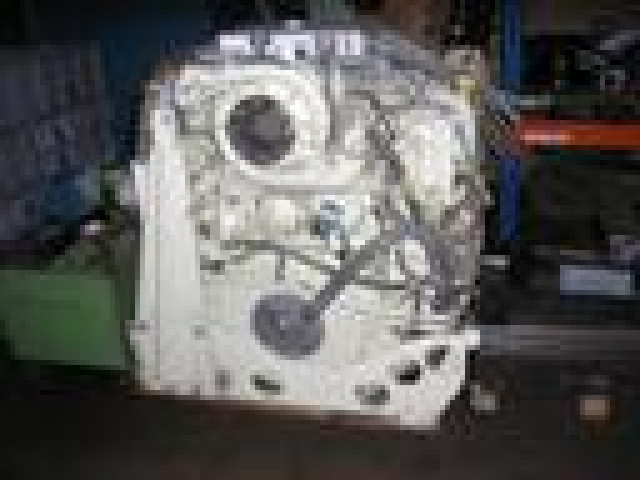 Diesel Motor MTU 660 PS - Buero Geschaeft - safenwil