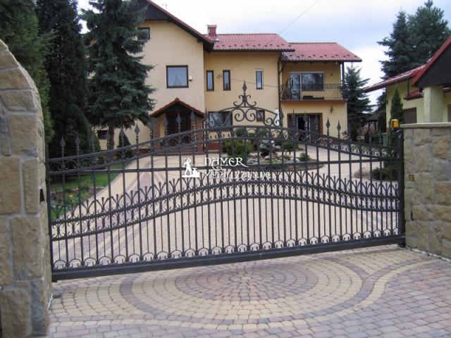 METALLZAUENE-TORE-PFORTEN AUS POLEN Modelle auch nach Kundenwunsch - Handwerk Hausbau Garten - Großräschen 