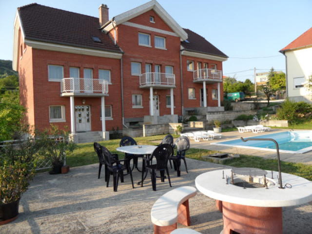 Asterope Ferienhaus - Budapest - Urlaub Reise - Budaörs